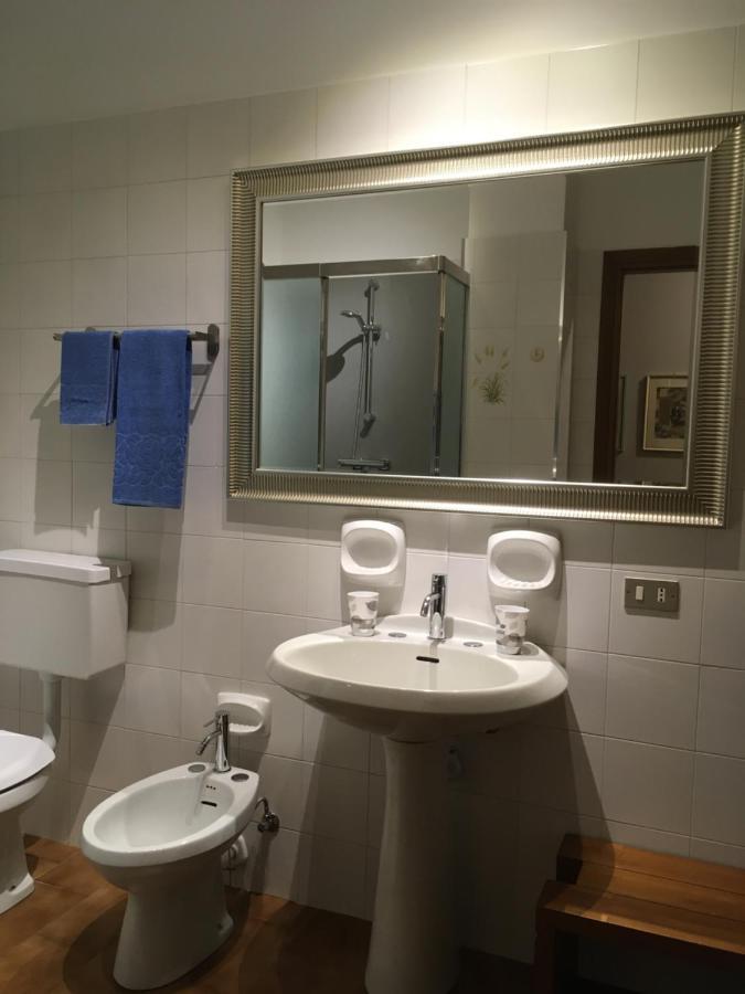 Le Camere Di Garibaldi Borgomanero Luaran gambar